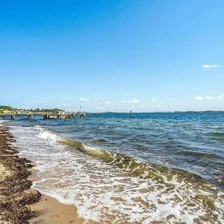 Beautiful In With House Sea View Holiday home