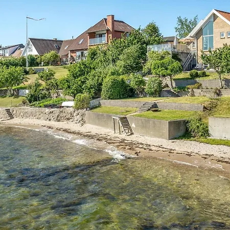 Beautiful In With House Sea View Holiday home *